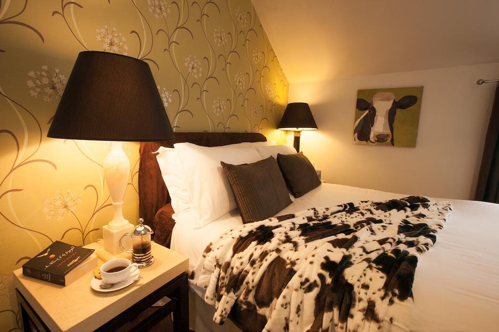 Hollybush Inn Greenhaugh 객실 사진