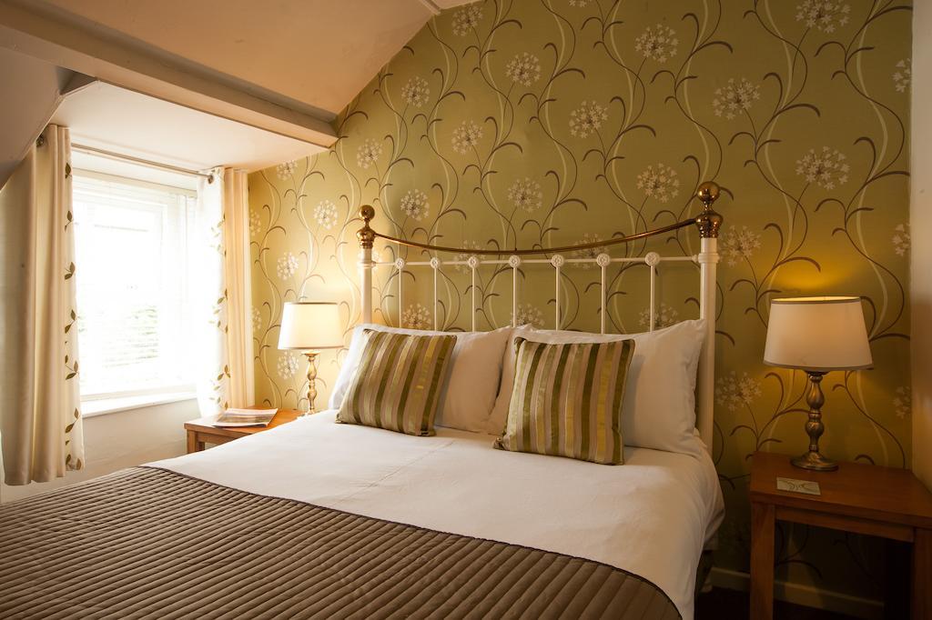 Hollybush Inn Greenhaugh 객실 사진