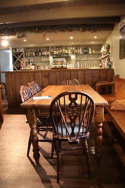 Hollybush Inn Greenhaugh 외부 사진