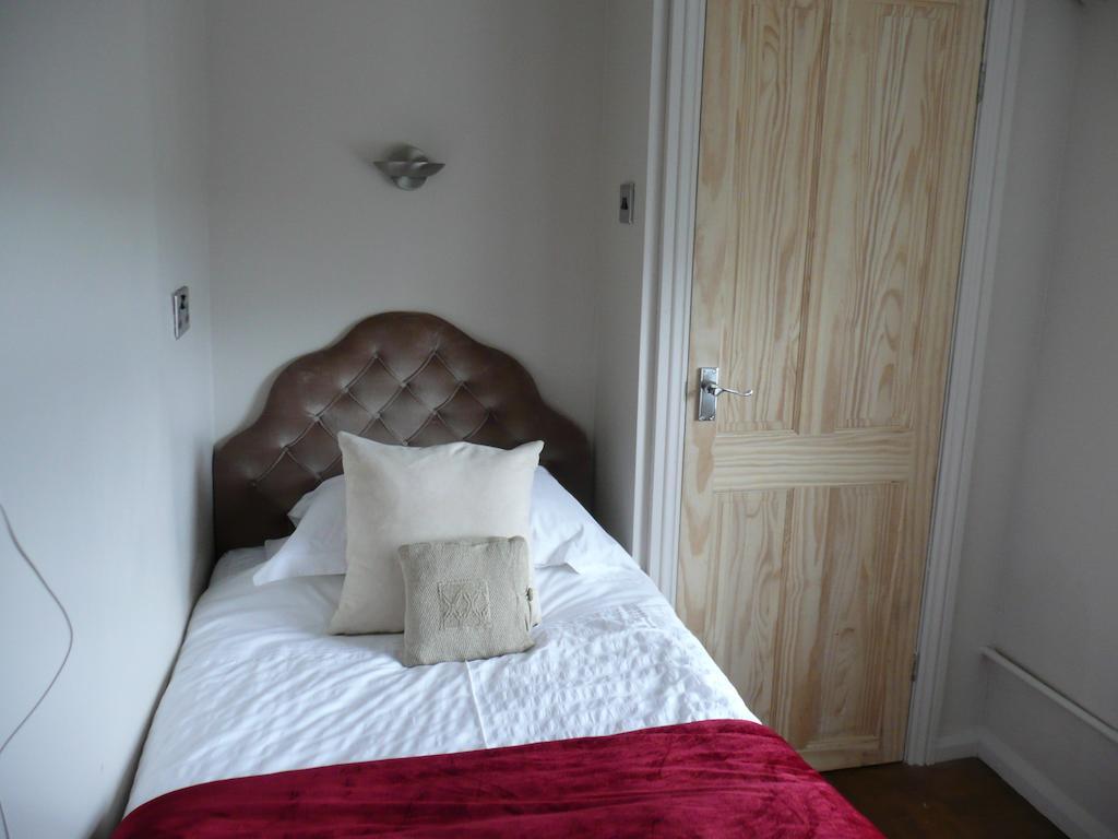 Hollybush Inn Greenhaugh 객실 사진
